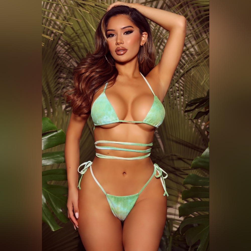 Fashion Nova Drinks By The Docks Strappy 2 Piece Sunsuit